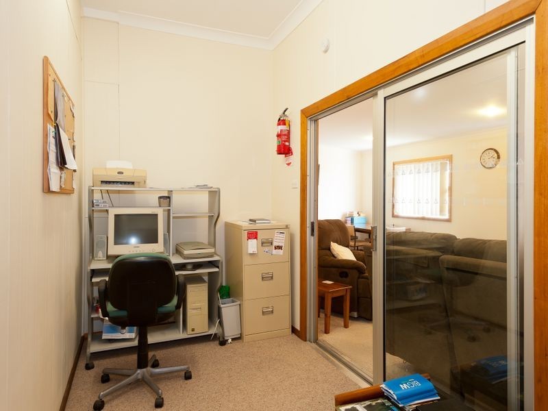 8 Manchester Street, Tinonee NSW 2430