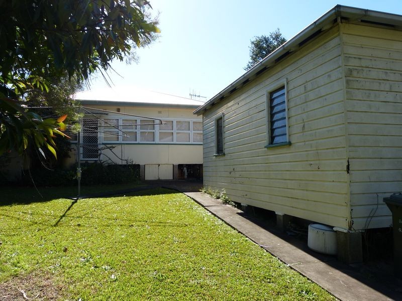 6 Mackay Street, Taree NSW 2430