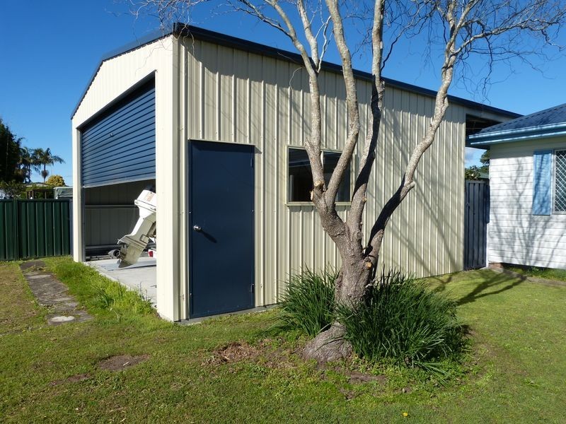 19 Railway Parade, Taree NSW 2430