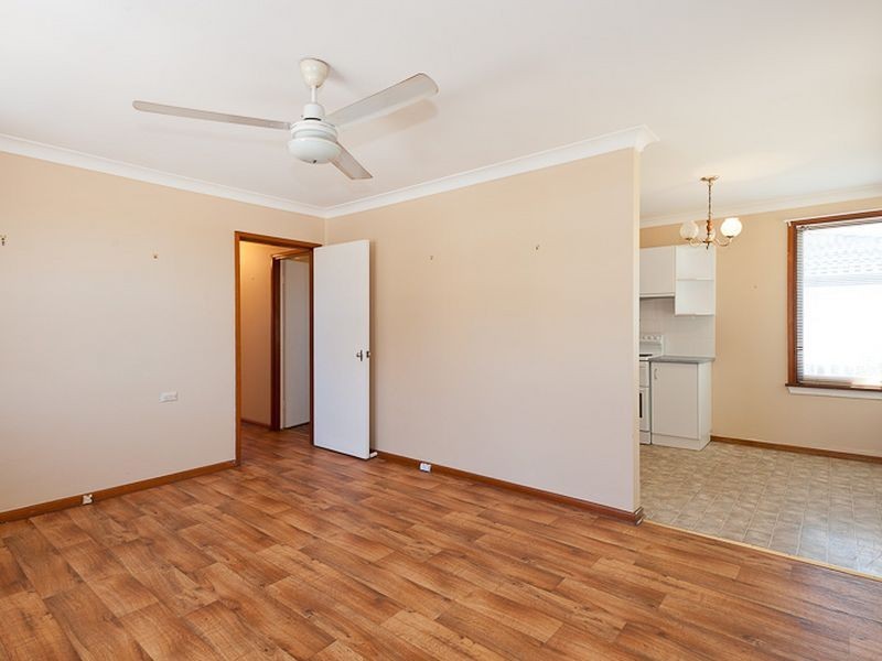 24 Ronald Road, Taree NSW 2430