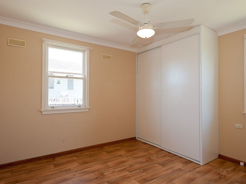 24 Ronald Road, Taree NSW 2430