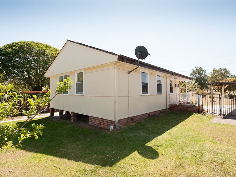 24 Ronald Road, Taree NSW 2430