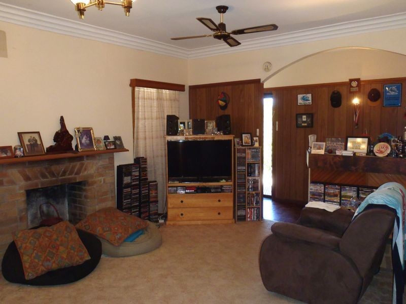 15 Railway Parade, Taree NSW 2430
