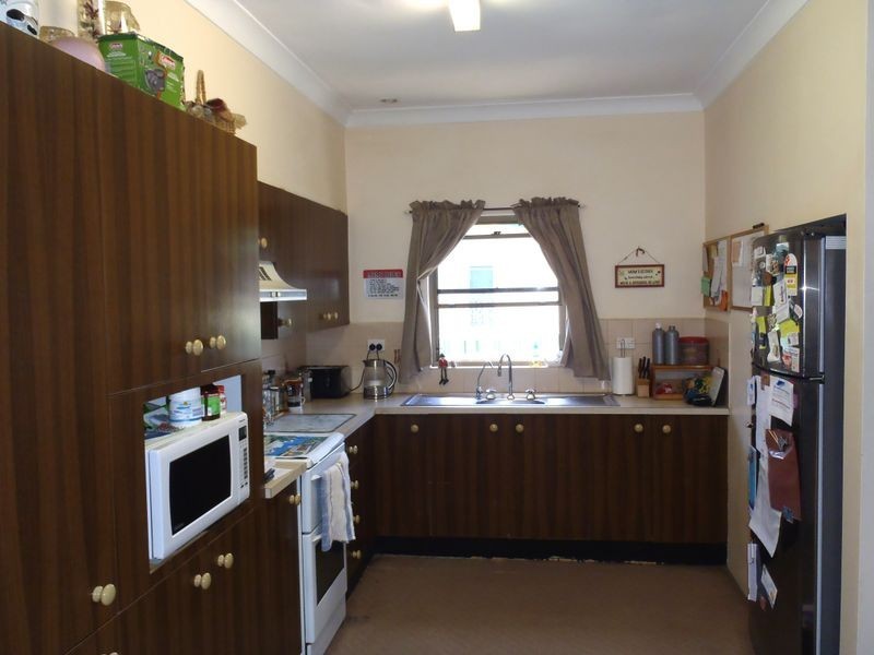 15 Railway Parade, Taree NSW 2430