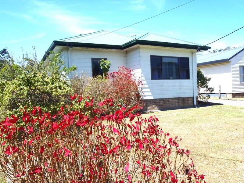 15 Railway Parade, Taree NSW 2430