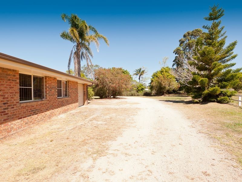 19 Harrogate Lane, Old Bar NSW 2430
