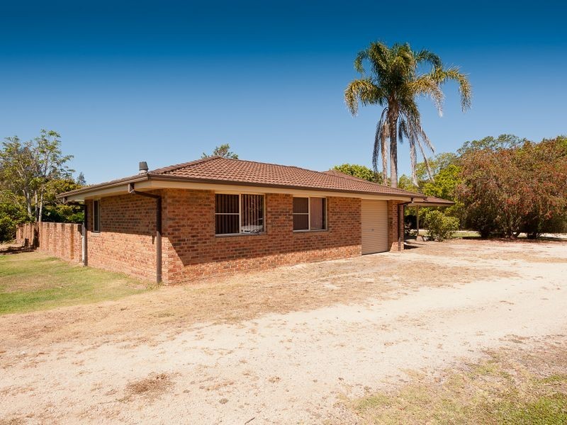 19 Harrogate Lane, Old Bar NSW 2430