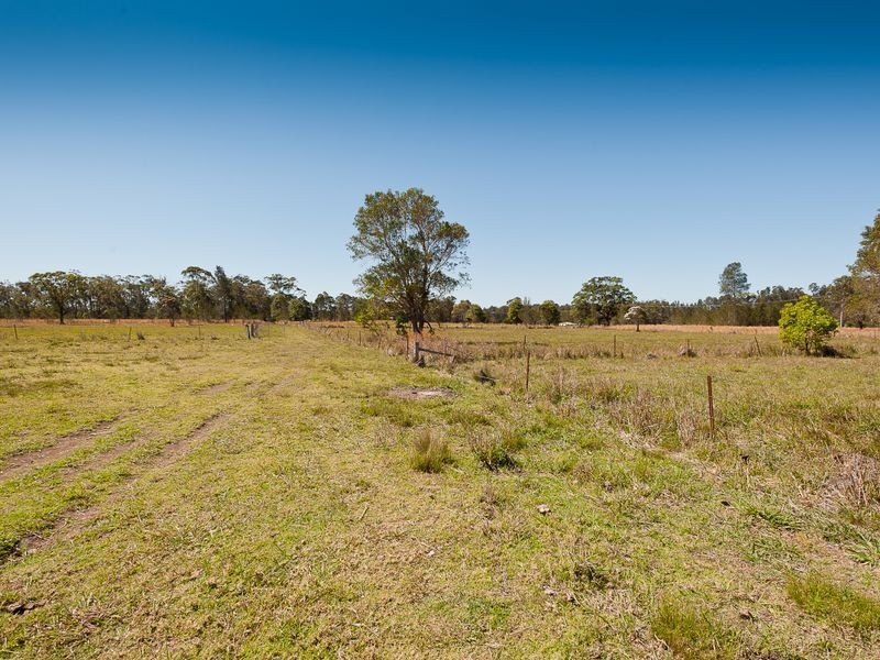 19 Harrogate Lane, Old Bar NSW 2430