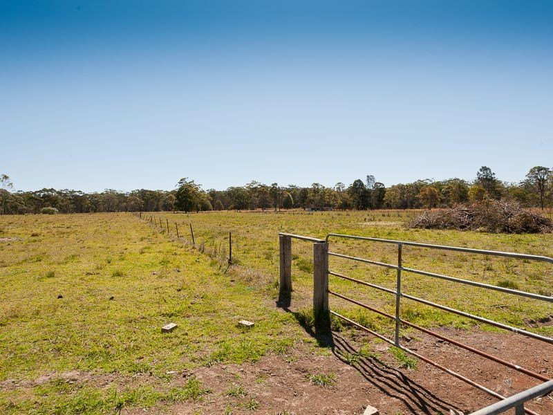 19 Harrogate Lane, Old Bar NSW 2430