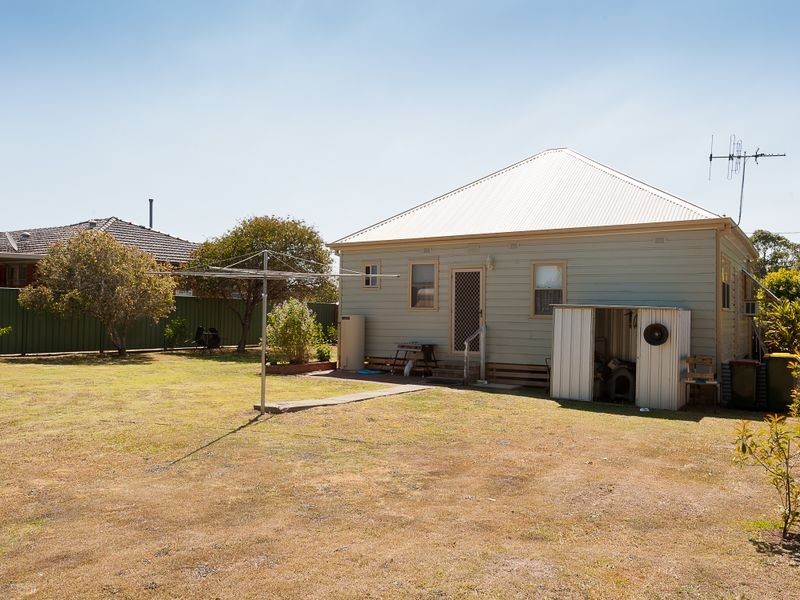 26 Railway Street, Taree NSW 2430