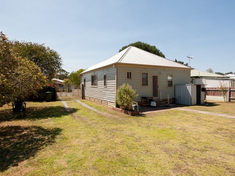 26 Railway Street, Taree NSW 2430
