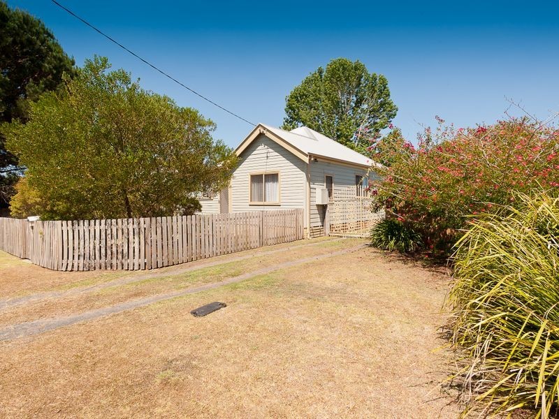 26 Railway Street, Taree NSW 2430