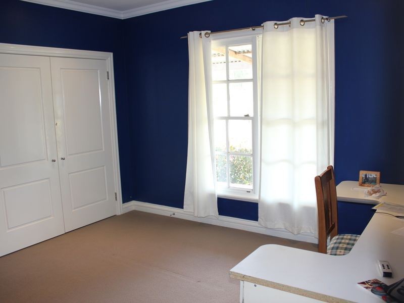 8 Peppermint Close, Old Bar NSW 2430