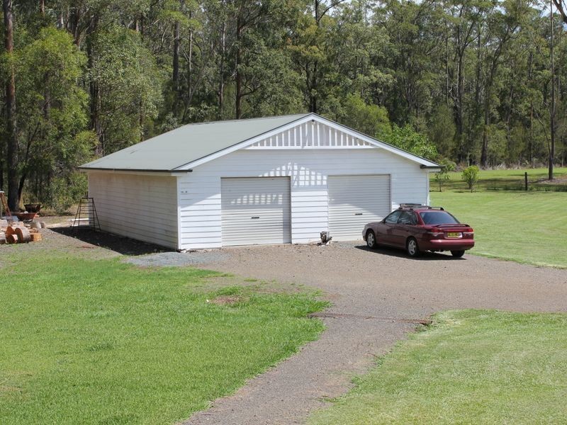 8 Peppermint Close, Old Bar NSW 2430