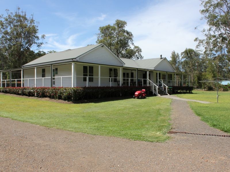 8 Peppermint Close, Old Bar NSW 2430