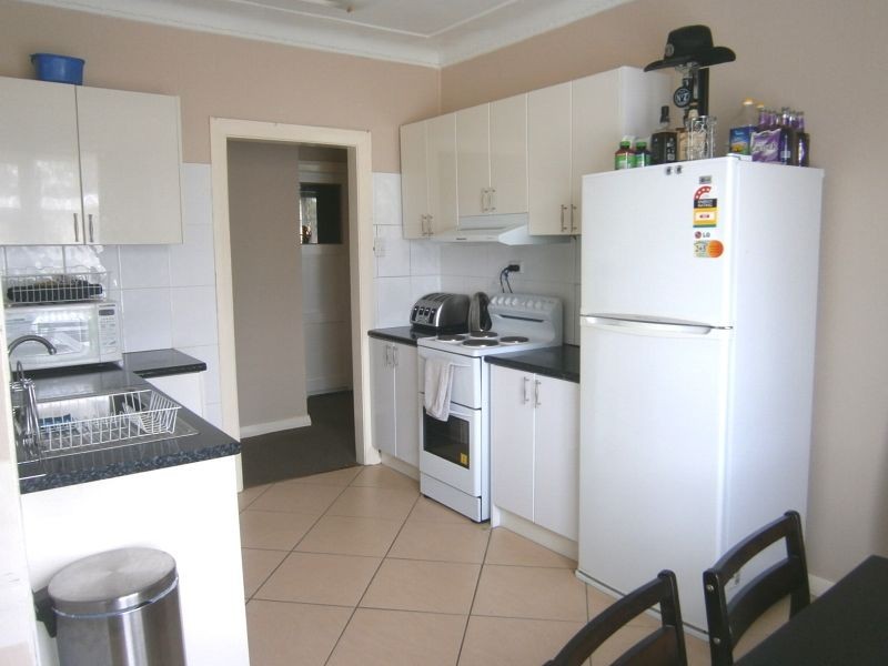 30 Wingham Road, Taree NSW 2430