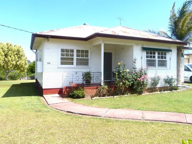 30 Chatham Avenue, Taree NSW 2430