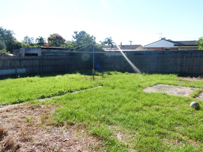 7 Valerie Street, Taree NSW 2430