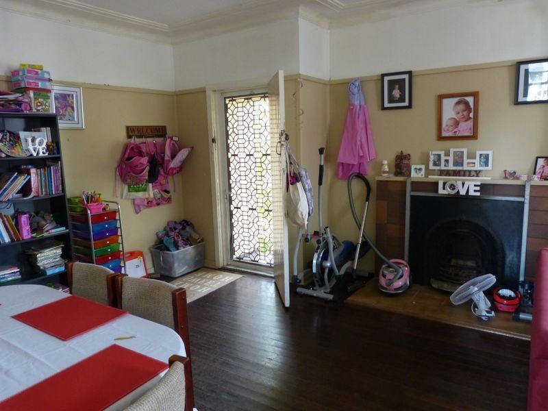 11 Bruntnell Street, Taree NSW 2430