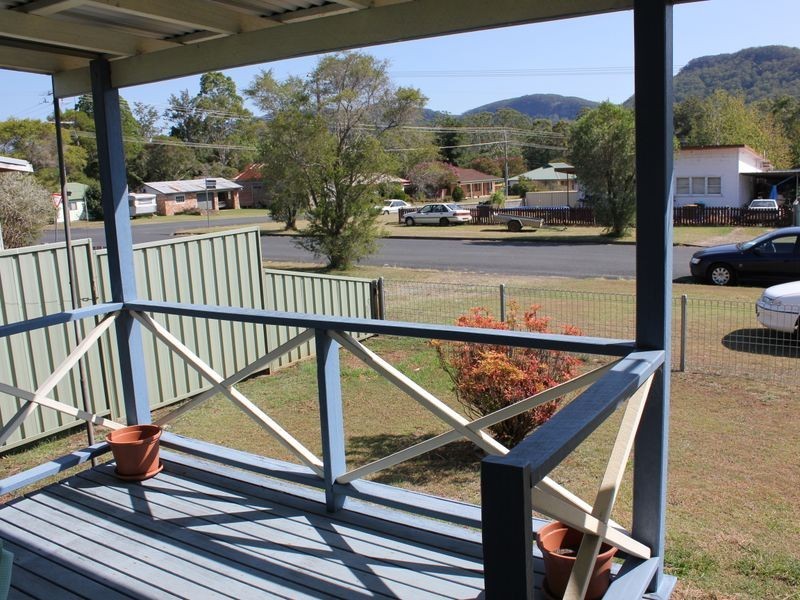 32 East Lansdowne Road, Lansdowne NSW 2430