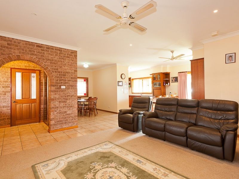 1 Webster Close, Tinonee NSW 2430