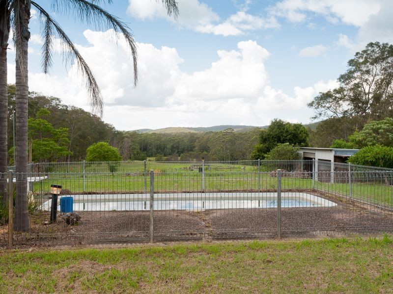 167 Bull Hill Road, Tinonee NSW 2430