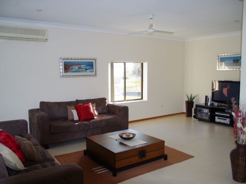 1 Apanie Close, Wingham NSW 2429