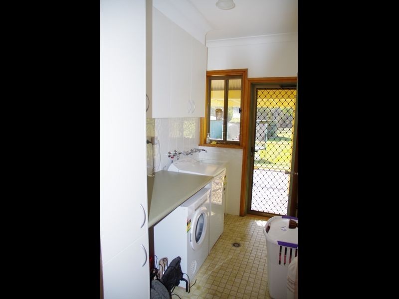 1 Apanie Close, Wingham NSW 2429