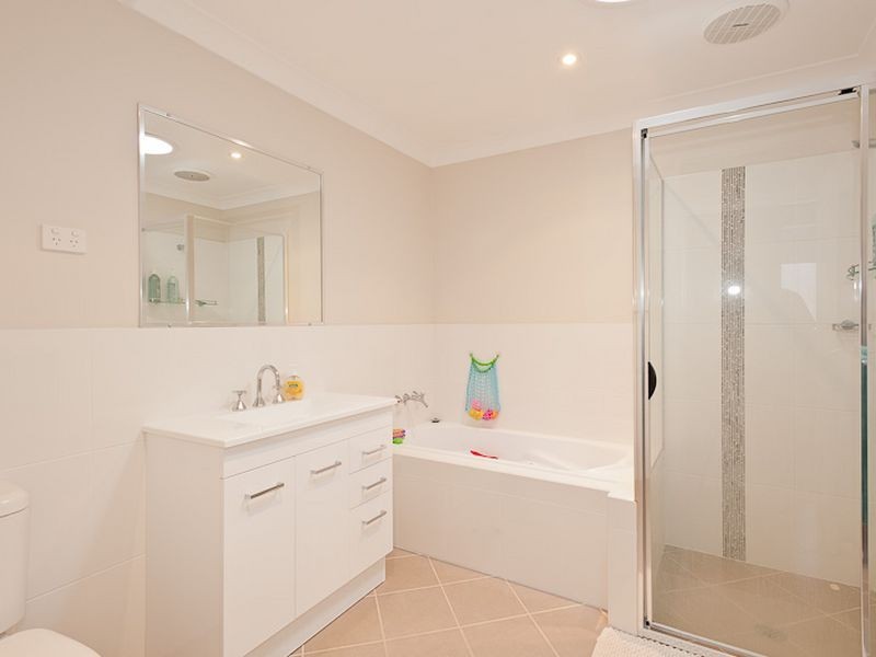 17 Edinburgh Drive, Taree NSW 2430