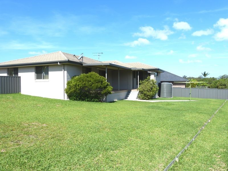 5 Pyrus Drive, Taree NSW 2430