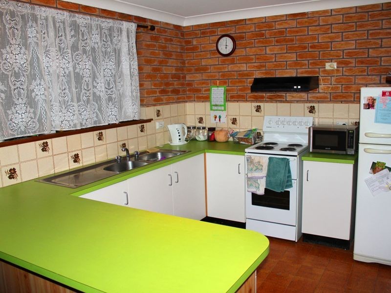 1 & 2/52 Muldoon Street, Taree NSW 2430