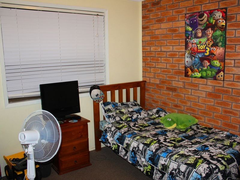 1 & 2/52 Muldoon Street, Taree NSW 2430
