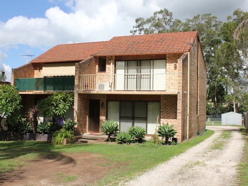 1 & 2/52 Muldoon Street, Taree NSW 2430