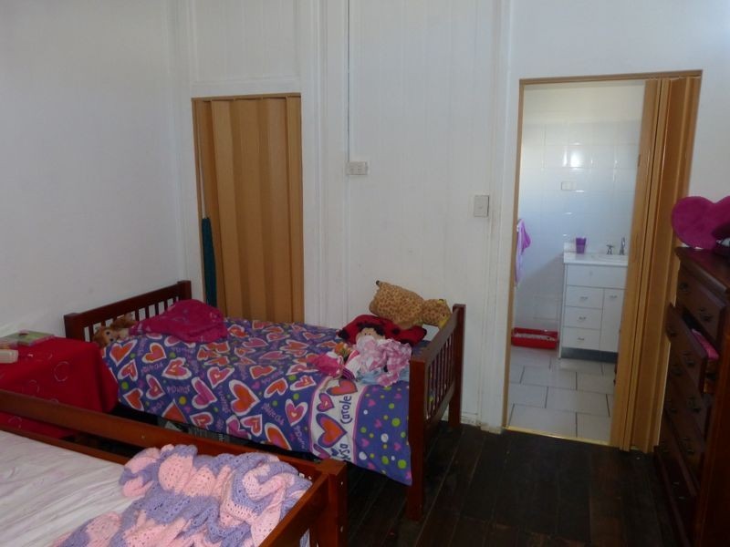 28 Beeton Parade, Taree NSW 2430