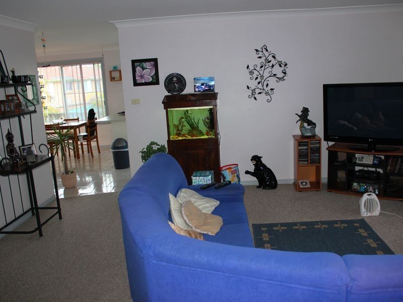 2/8 Talawong Drive, Taree NSW 2430