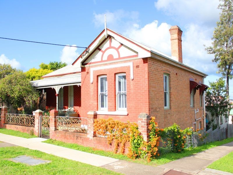 70 Wynter Street, Taree NSW 2430