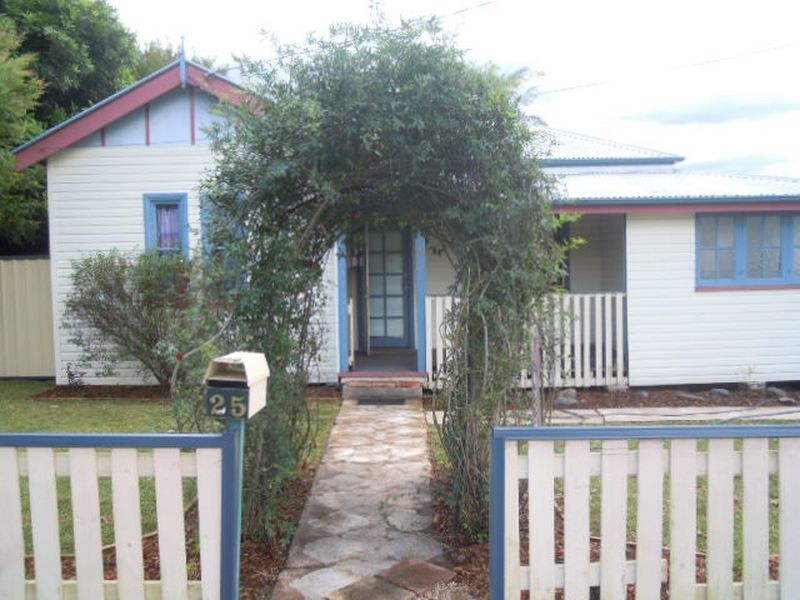 25 Georges Lane, Taree NSW 2430