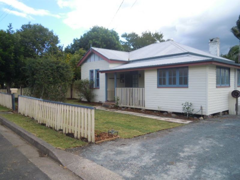 25 Georges Lane, Taree NSW 2430