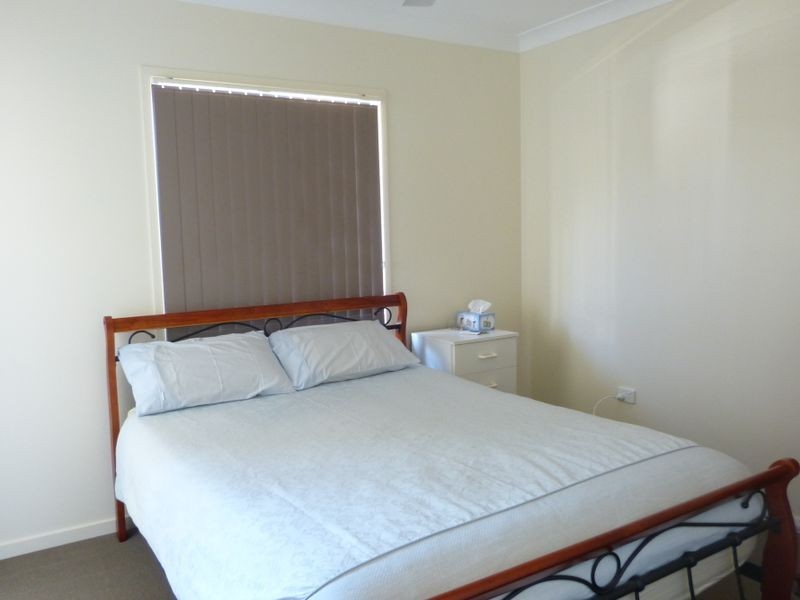 2a Gwenneth Ave, Taree NSW 2430