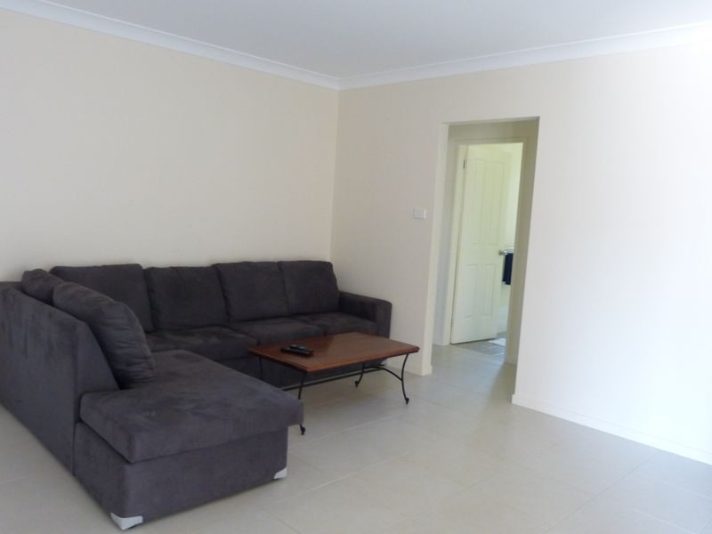 2a Gwenneth Ave, Taree NSW 2430