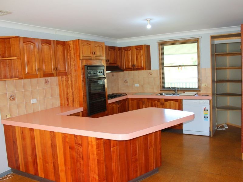 290 Bushland Drive, Taree NSW 2430