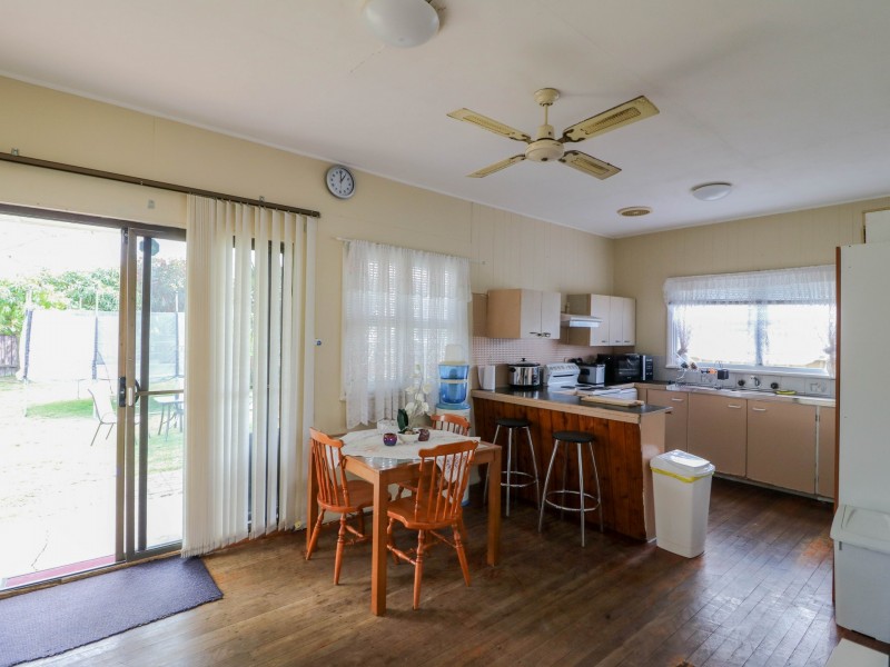 9 McRae Avenue, Taree NSW 2430