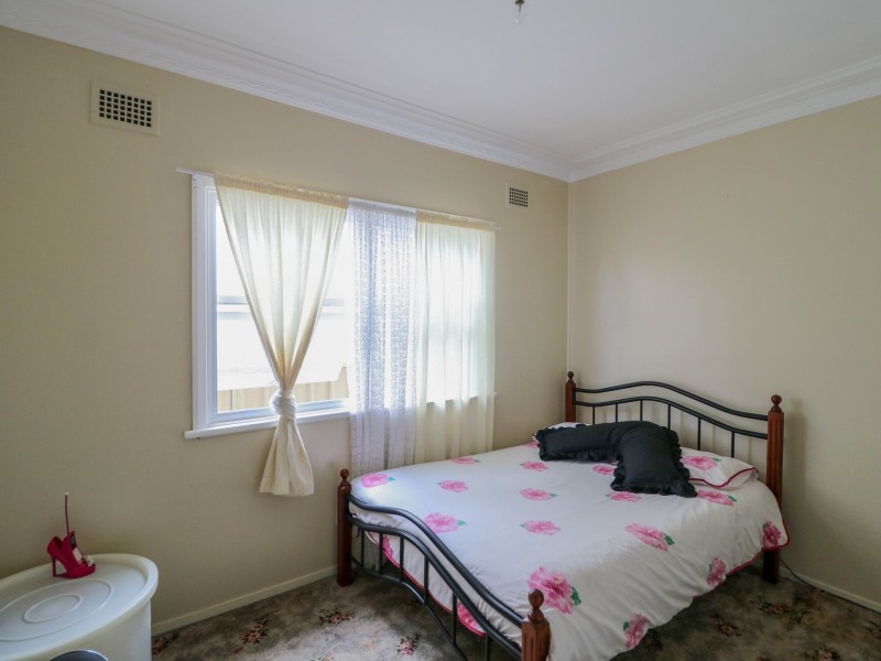 9 McRae Avenue, Taree NSW 2430