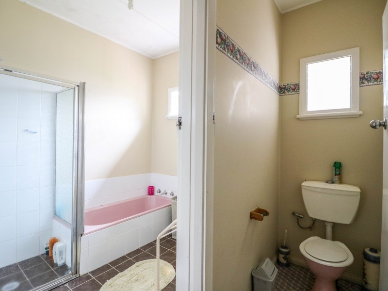 9 McRae Avenue, Taree NSW 2430