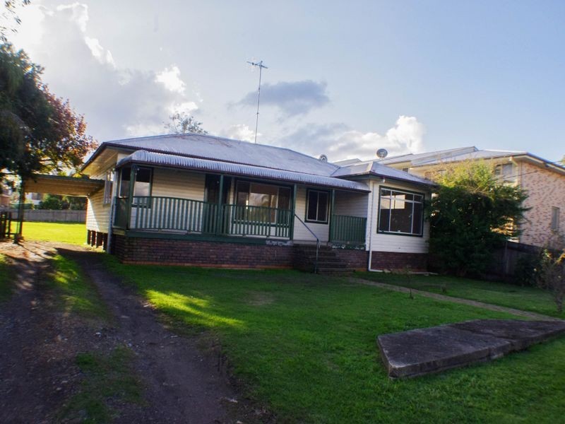 111 Albert Street, Taree NSW 2430
