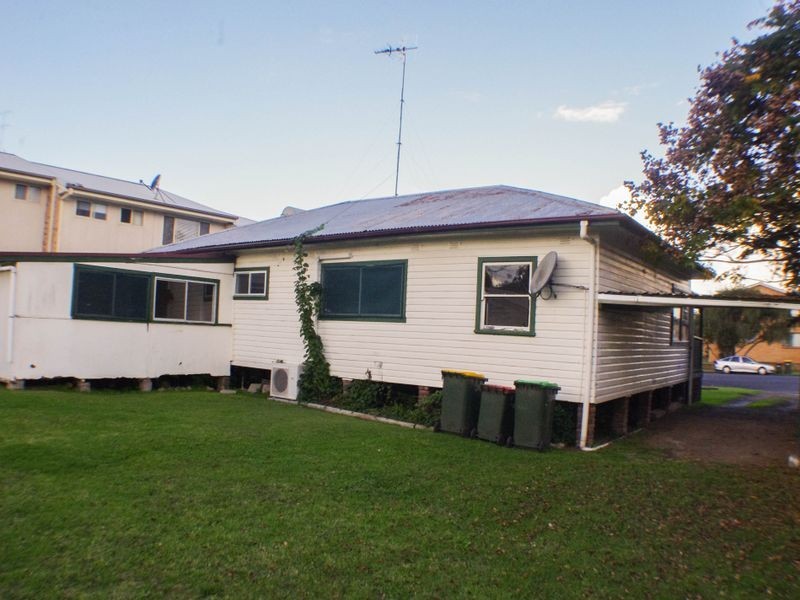 111 Albert Street, Taree NSW 2430