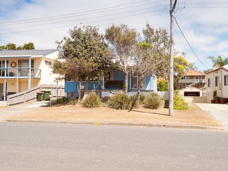29 Pacific Parade, Old Bar NSW 2430