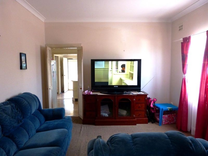 13 Chatham Avenue, Taree NSW 2430