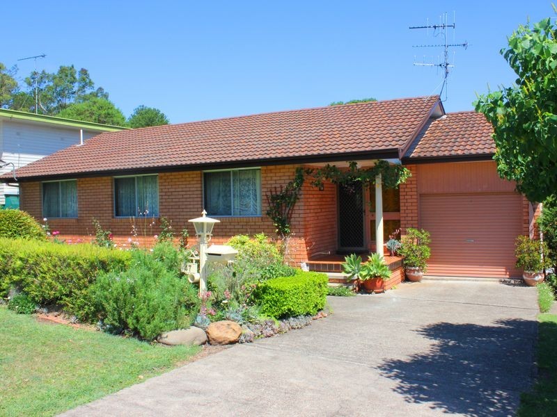 47 Bayview Crescent, Taree NSW 2430