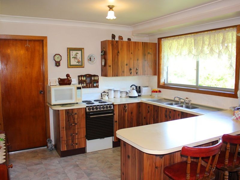 47 Bayview Crescent, Taree NSW 2430